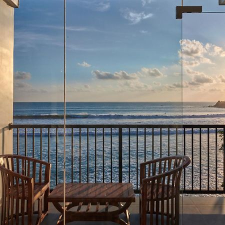 Kings Bay Beach Resort Galle Bagian luar foto